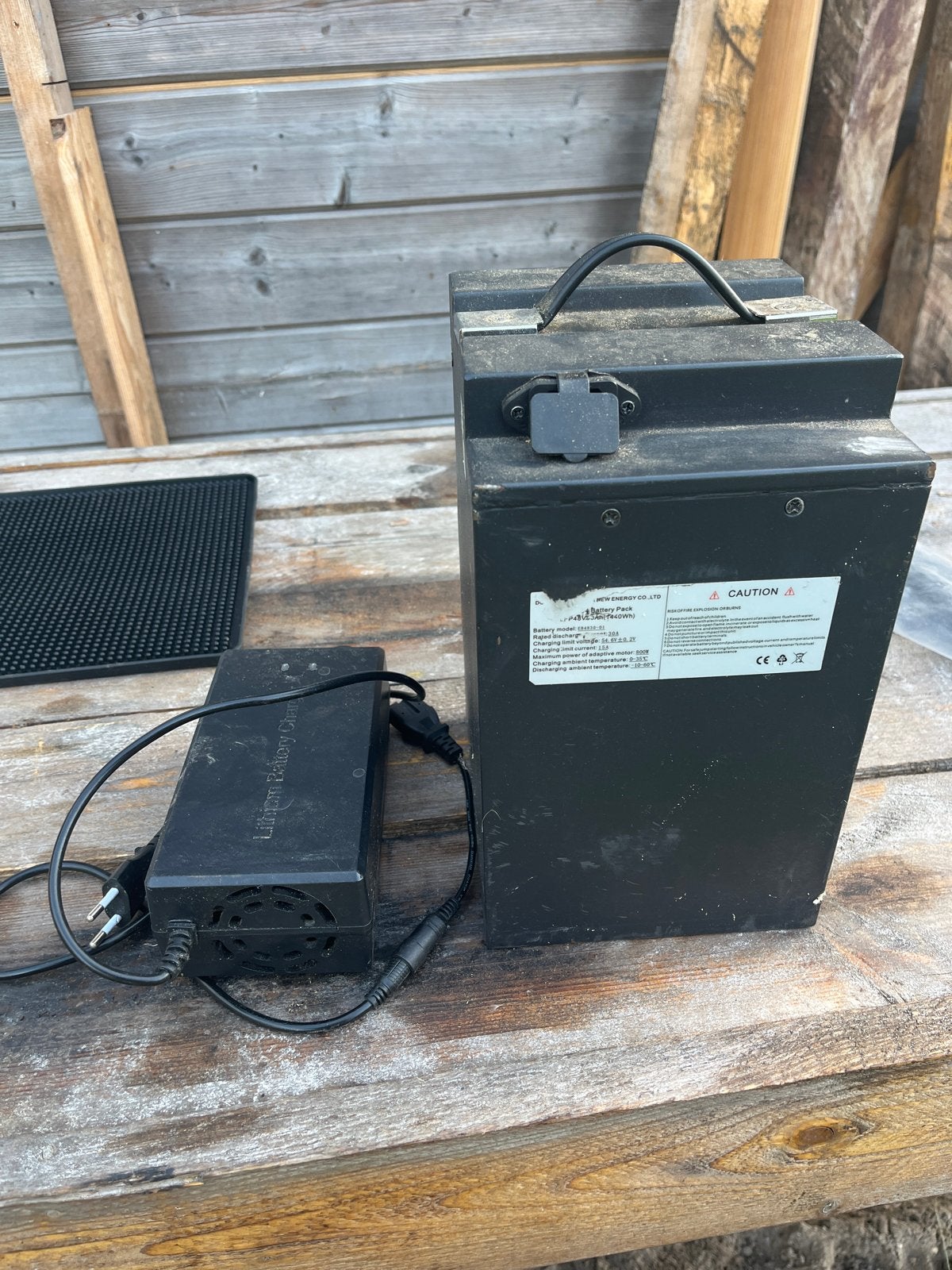 Senzo Accu 48V 30Ah (1440Wh) met Oplader, Ophalen of Verzenden, Gebruikt