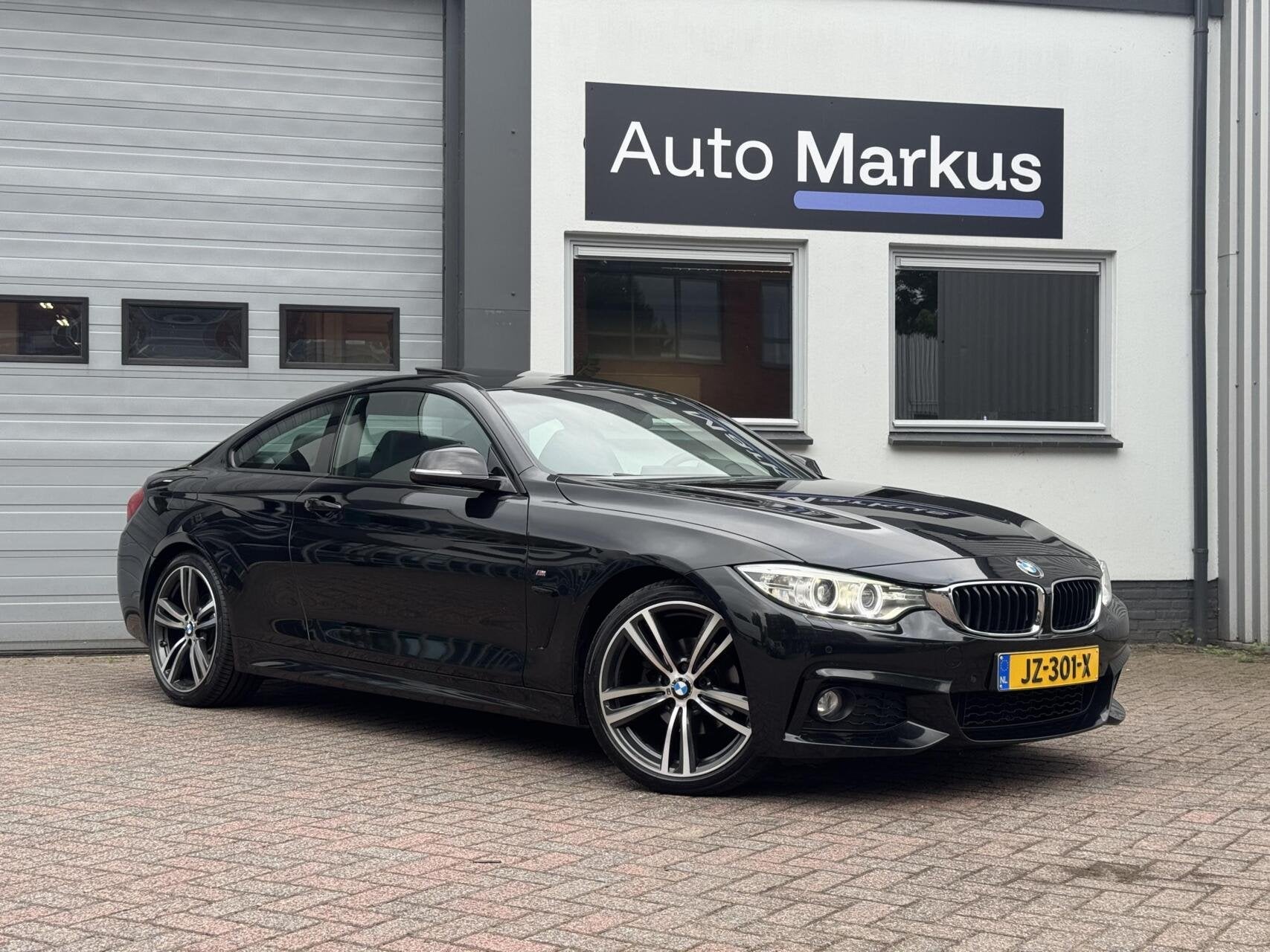 BMW 4-serie Coupé 420i 3X M-Sport|Pano|Keyless|B48|Flippers, Automaat, 1998 cc, Achterwielaandrijving, Gebruikt