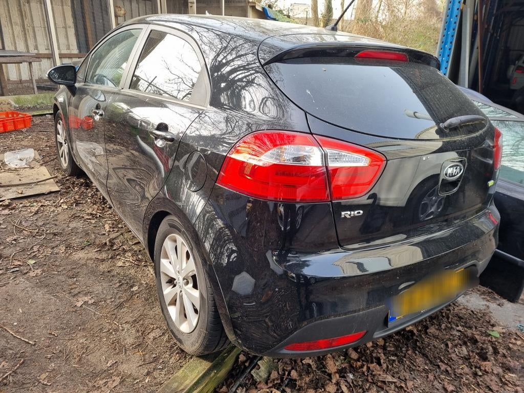 Kia Rio donor auto voor onderdelen 2011 t/m 2017, Ophalen of Verzenden, Kia, Bumper