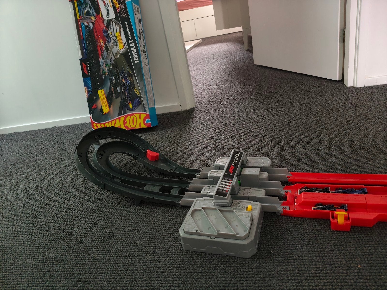 Hot Wheels Formule 1 Racebaan - Zo goed als nieu, Racebaan, Nieuw, Ophalen of Verzenden, Hot Wheels