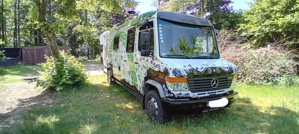 Caravans And Camping Mercedes