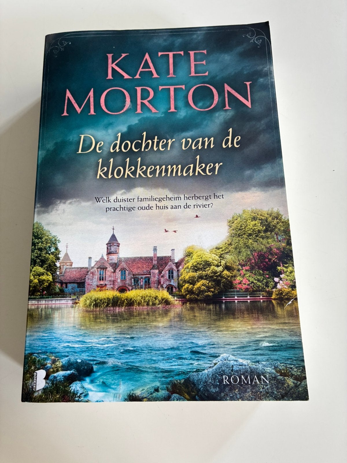 Kate Morton - De dochter van de klokkenmaker, Boeken, Ophalen of Verzenden, Zo goed als nieuw, Kate Morton