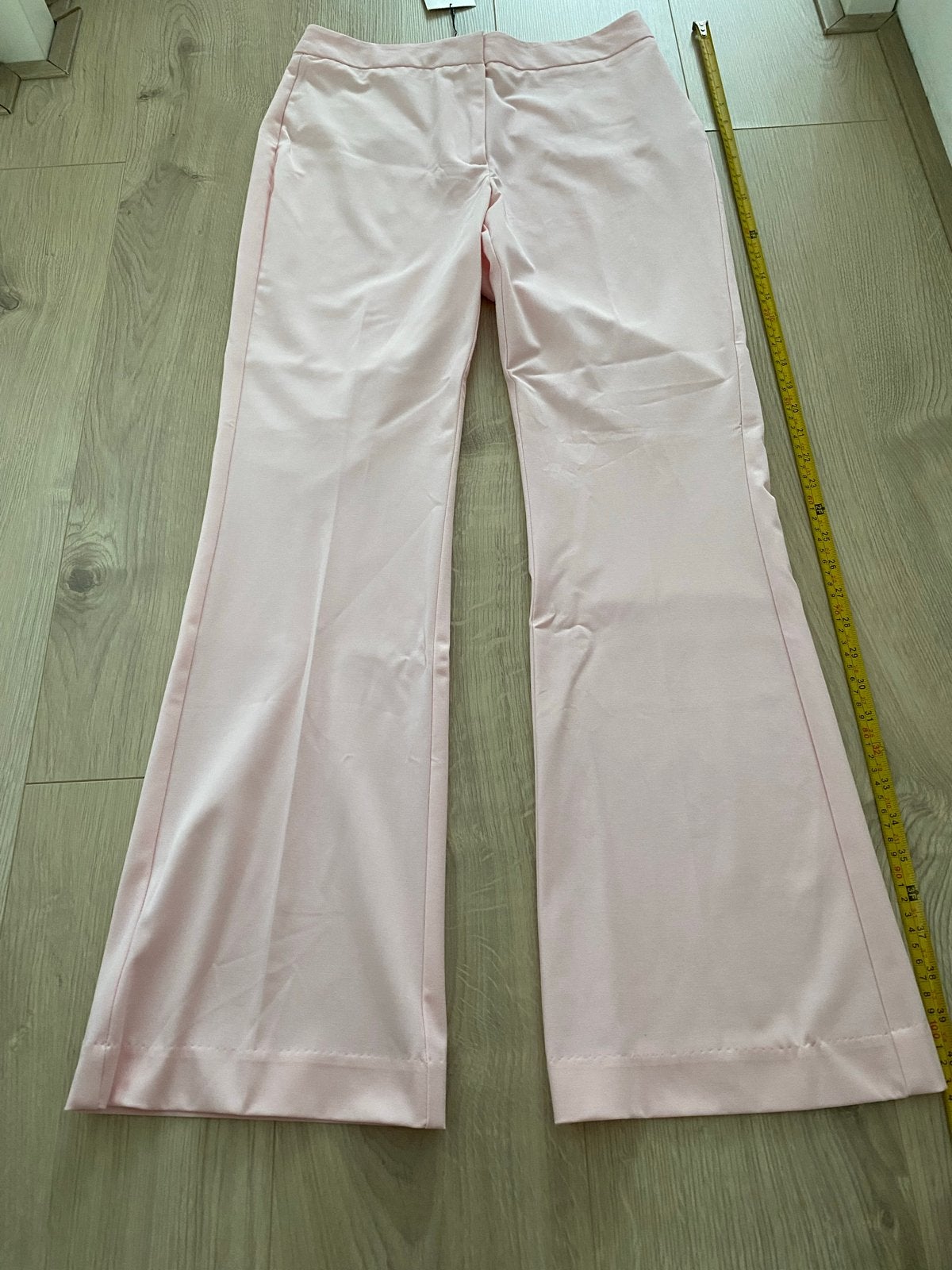 Nieuwe Zara roze flared broek maat M, Kleding | Dames, Maat 38/40 (M), Nieuw, Ophalen of Verzenden, Roze
