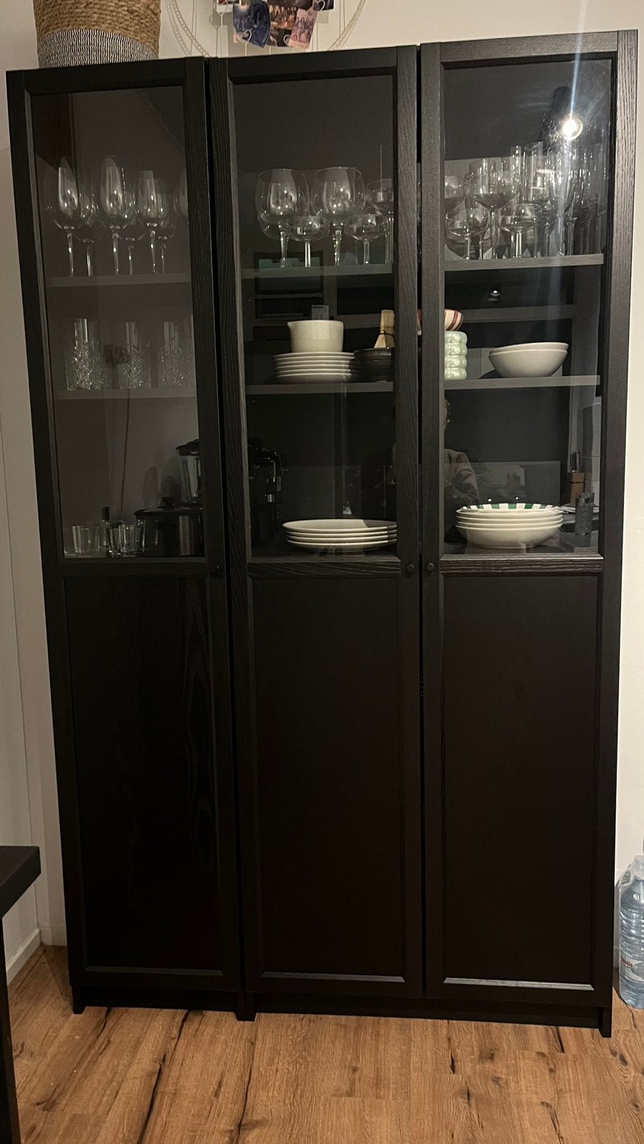 Zwarte vitrinekast / servieskast IKEA – 3-delig