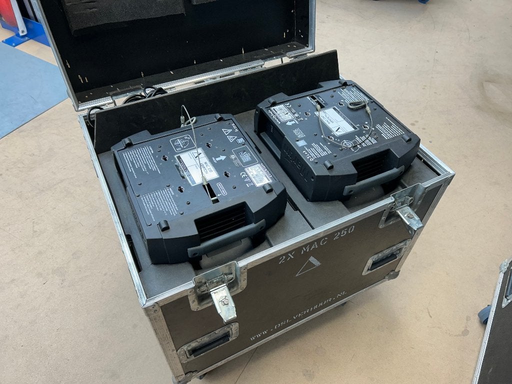8x Martin Mac 250 Krypton Spot, Ophalen of Verzenden, Gebruikt, Licht