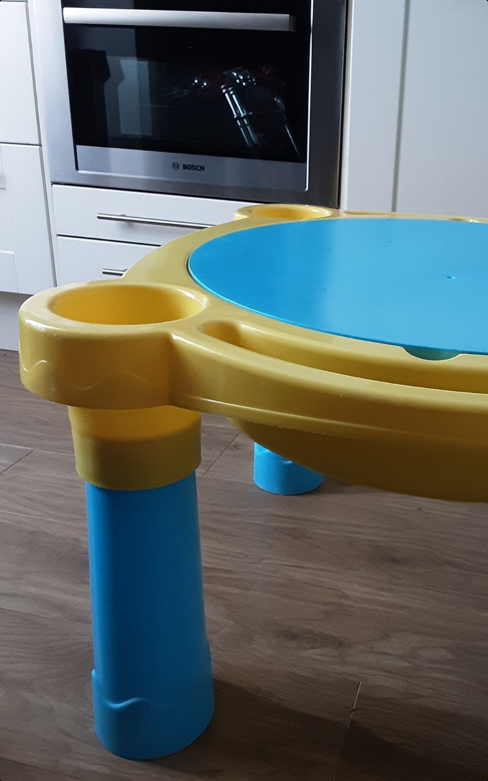 Speeltafel met deksel, zand en water tafel, Ophalen, Zo goed als nieuw