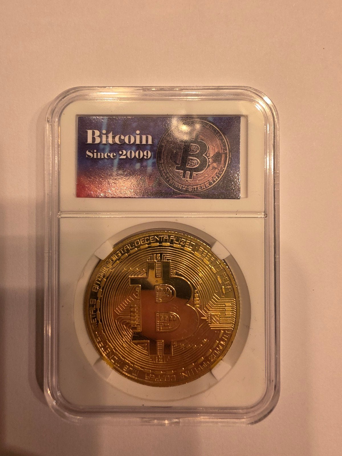Gouden Bitcoin Herdenkingsmunt in Beschermende Case, Ophalen of Verzenden, Overige materialen