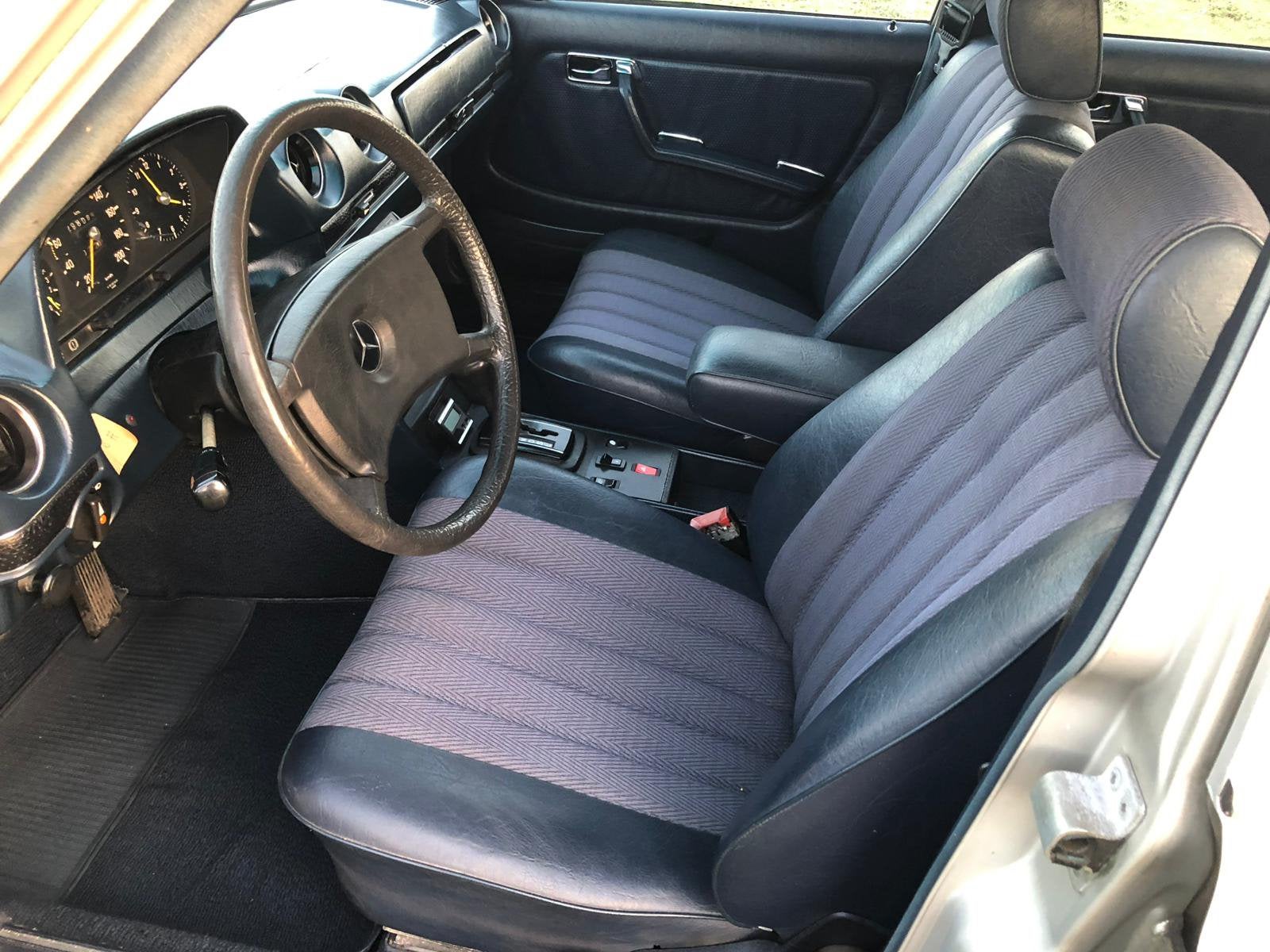 Mercedes w123 touring kombi automaat benzine stationoldtimer, foto 5