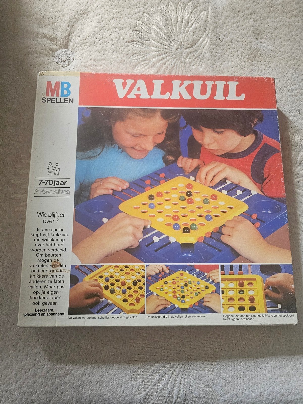 Valkuil, Hobby en Vrije tijd, Gezelschapsspellen | Bordspellen, Ophalen of Verzenden, Gebruikt