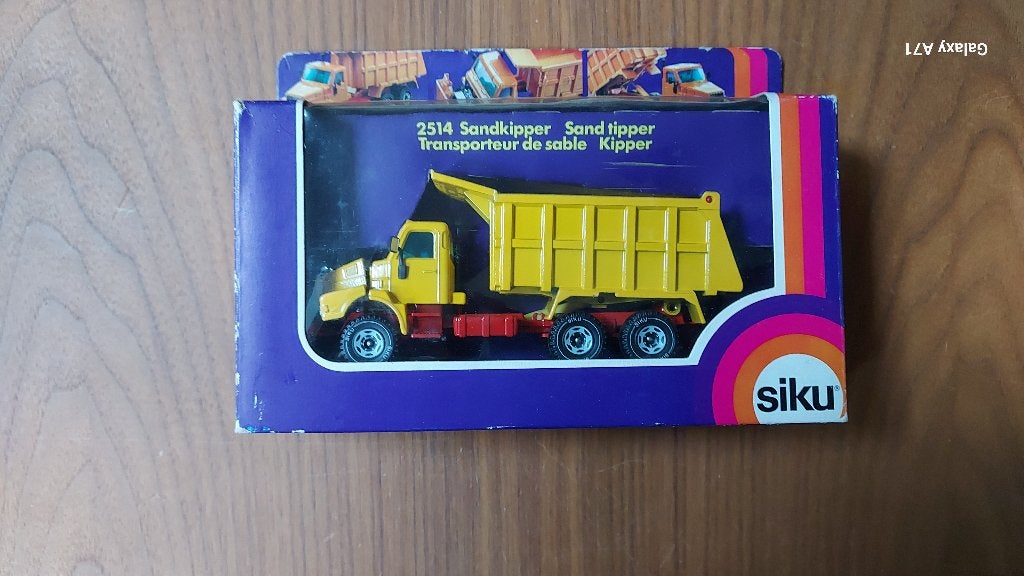 Siku 2514 Zandkieper, Hobby en Vrije tijd, Modelauto's | 1:50, Ophalen of Verzenden, Zo goed als nieuw, Bus of Vrachtwagen, SIKU
