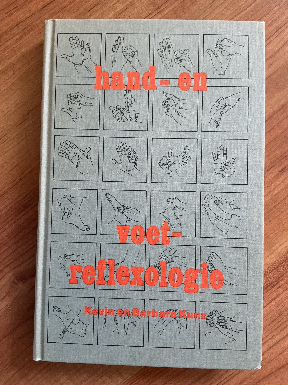 Hand- en Voetreflexologie door Kevin en Barbara Kunz NIEUW, Boeken, Ophalen of Verzenden, Nieuw