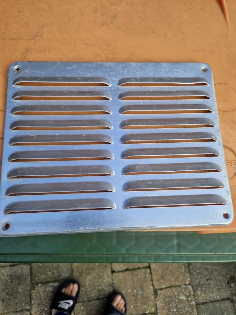 Ventilatierooster, Doe-het-zelf en Verbouw, Ventilatie en Afzuiging, Ophalen of Verzenden, Gebruikt, Ventilator