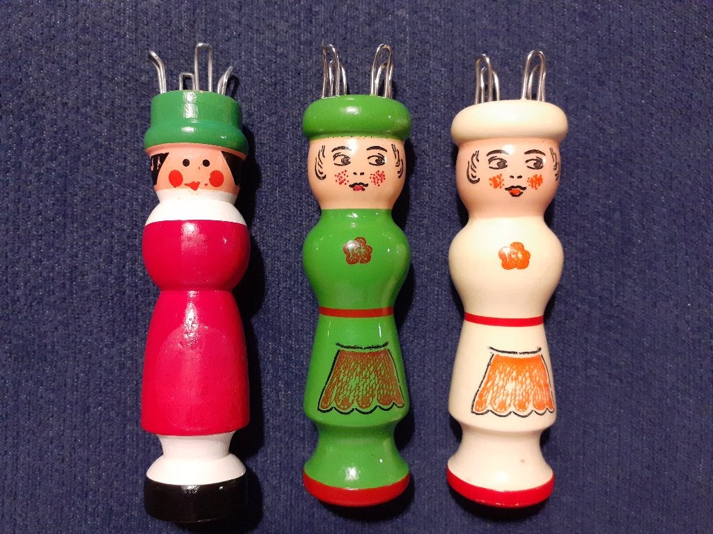 oude punnikklosjes punnik klosje poppetje, Ophalen of Verzenden, Gebruikt, Breien of Haken, Overige typen