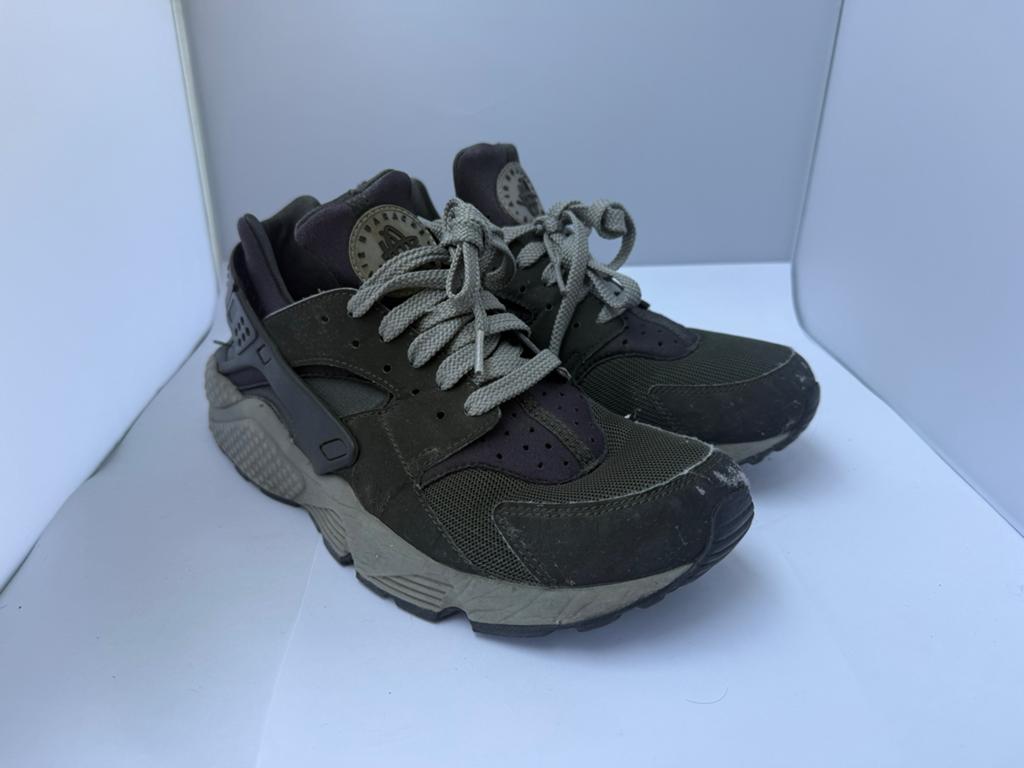 Nike Huarache sneakers - 41/42 - Donkergroen / legergroen, Ophalen of Verzenden, Sneakers of Gympen, Gedragen, Groen