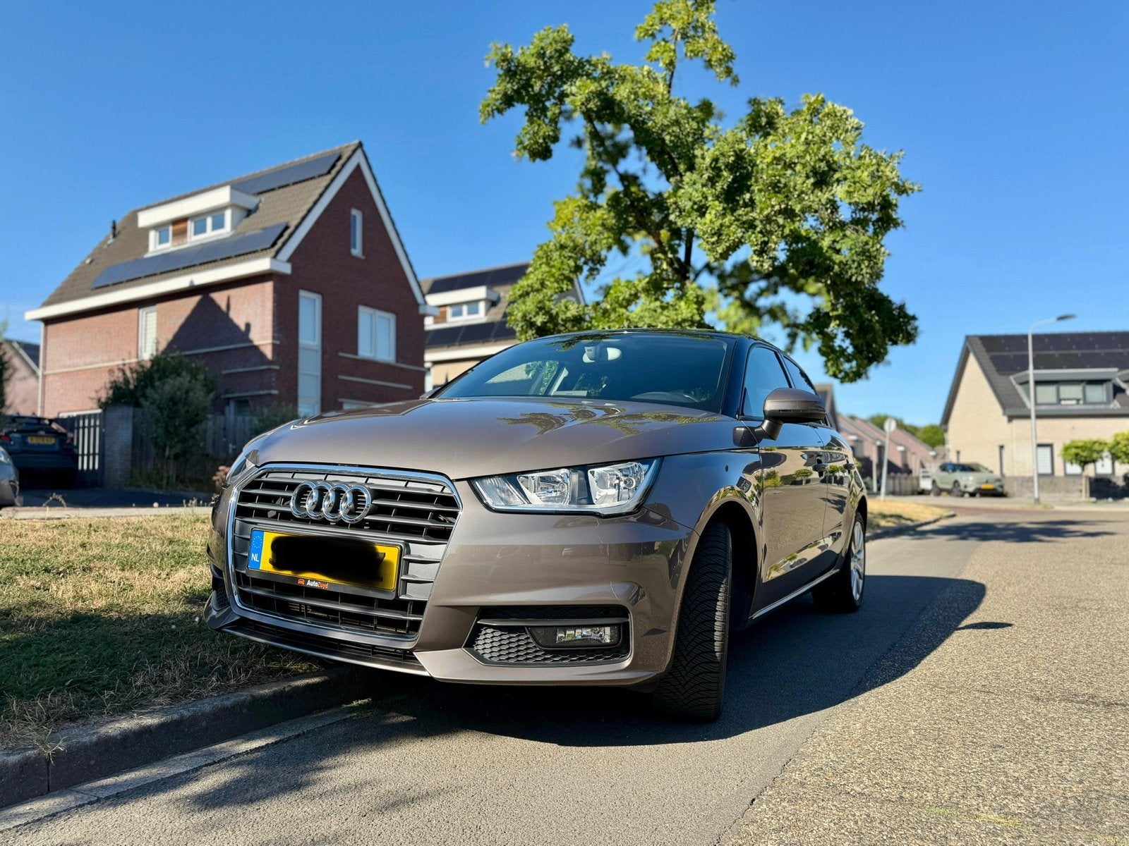 Audi A1 1.4TFSI 92KW SB H6 EU6 2016 Bruin/zwart, Auto's, Audi, Voorwielaandrijving, A1, 4 cilinders, Bruin