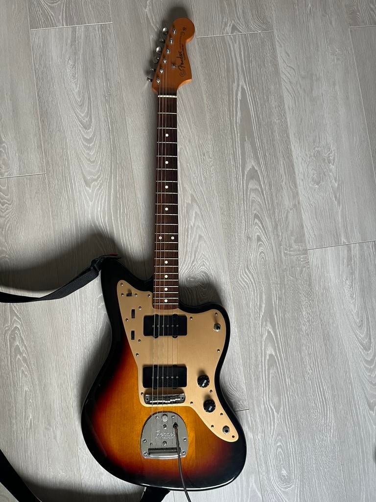 Fender Classic Player Jazzmaster, Ophalen of Verzenden, Gebruikt, Solid body, Fender