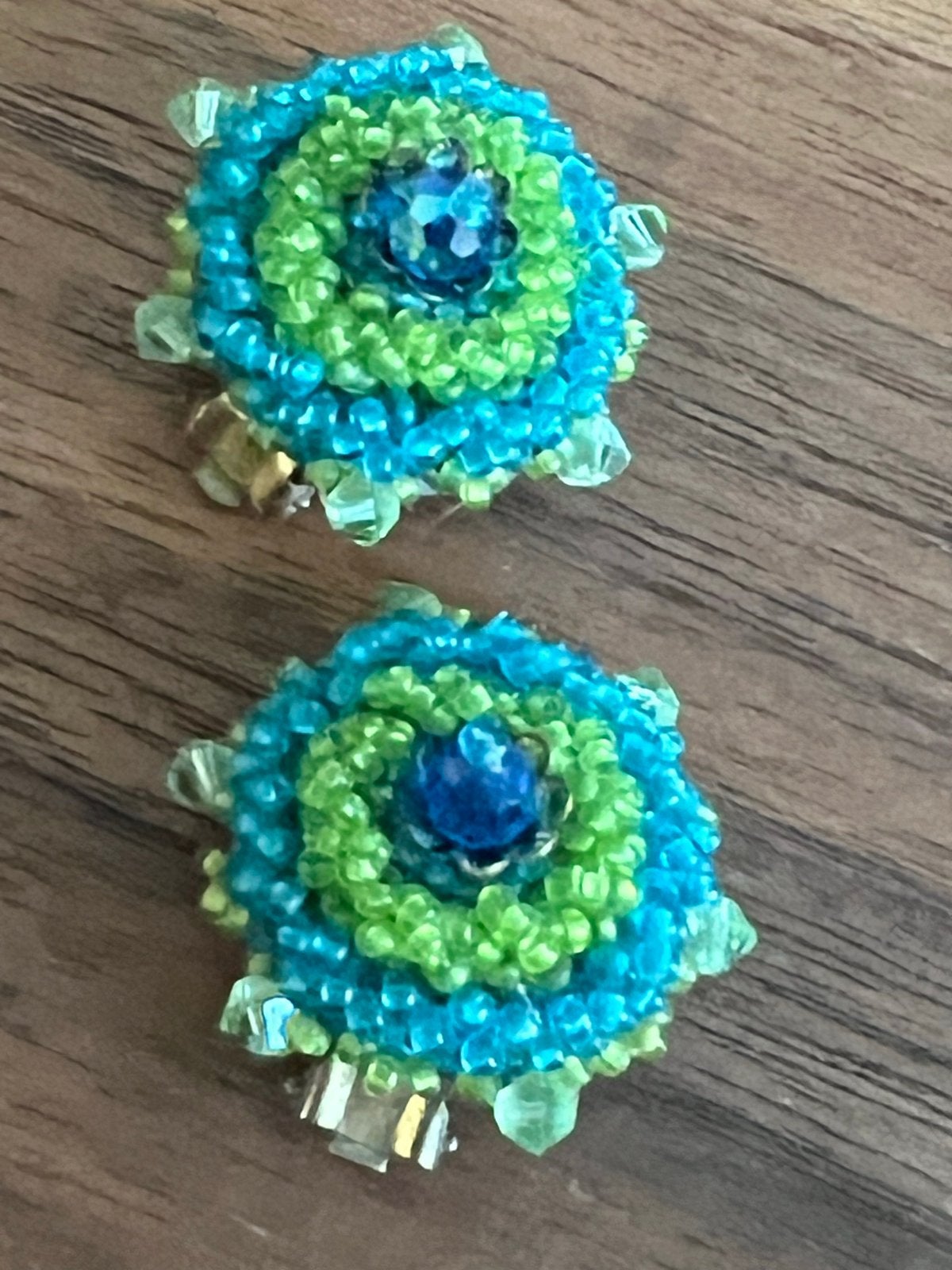 Unieke handgemaakte oorbellen met kralen en kristal, Met kristal, Overige materialen, Blauw, Ophalen of Verzenden