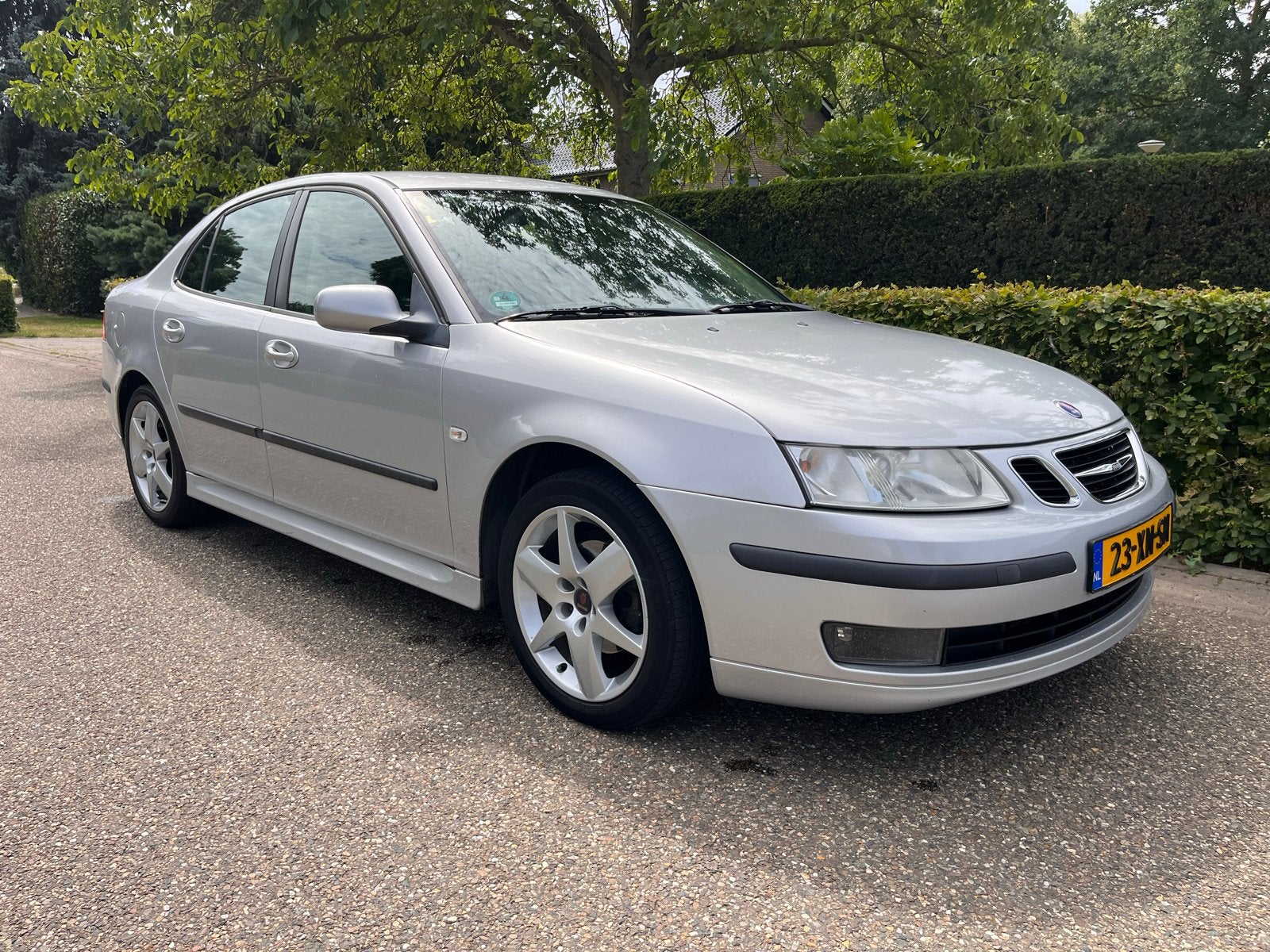 Saab 9-3 1.8 T Sport Sedan 2007 Grijs, Auto's, Saab, 4 cilinders, Origineel Nederlands, 75 €/maand, Handgeschakeld