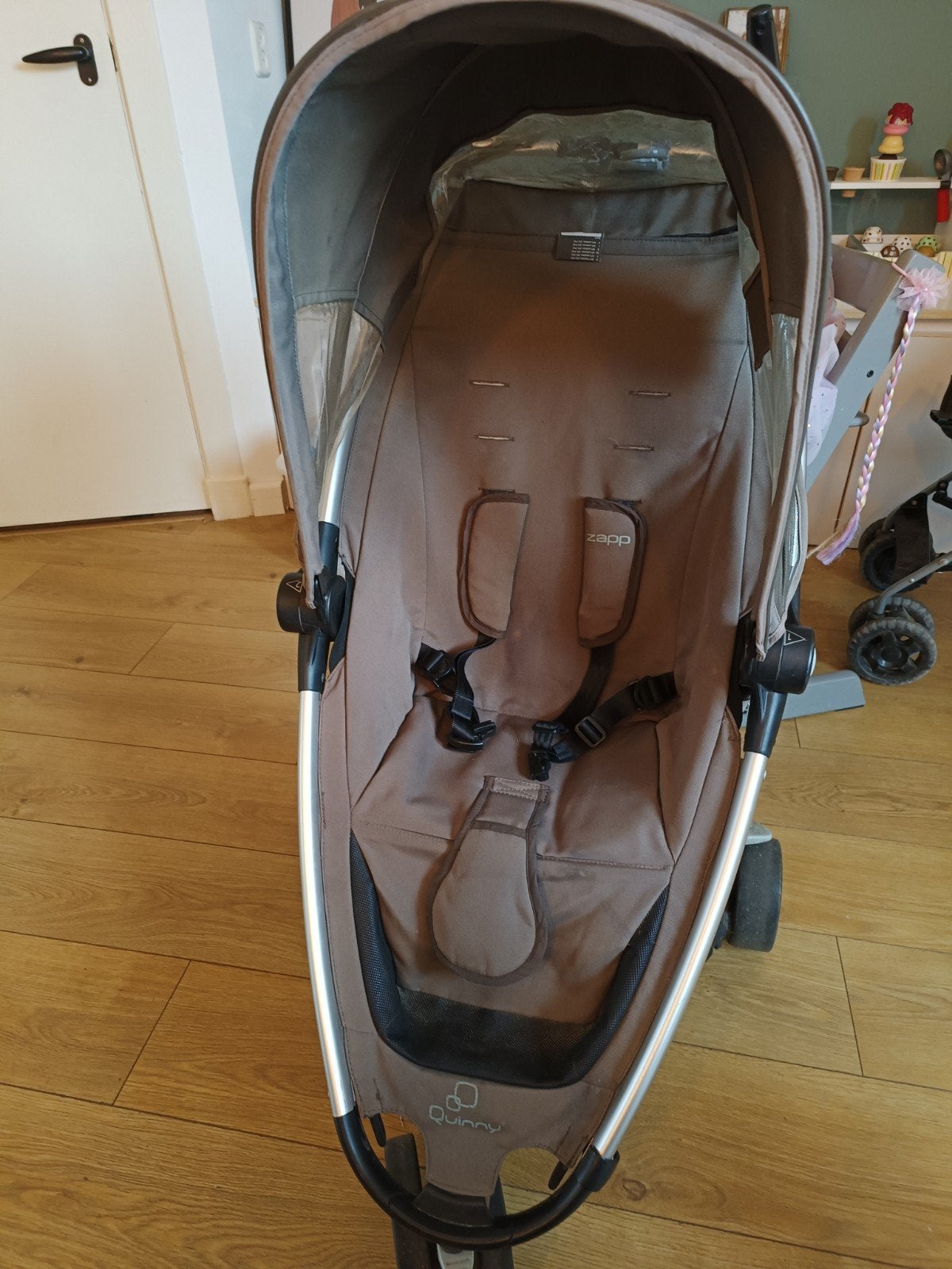 Quinny- Compact en Comfortabel, Ophalen, Gebruikt, Quinny