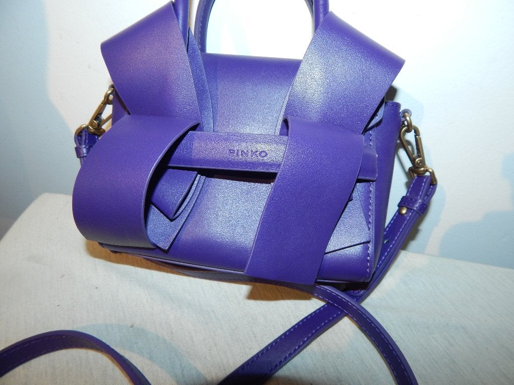 Pinko paarse schouder tas apart model banden voorkant, Sieraden, Tassen en Uiterlijk, Verzenden, Gebruikt, Paars, Schoudertasje