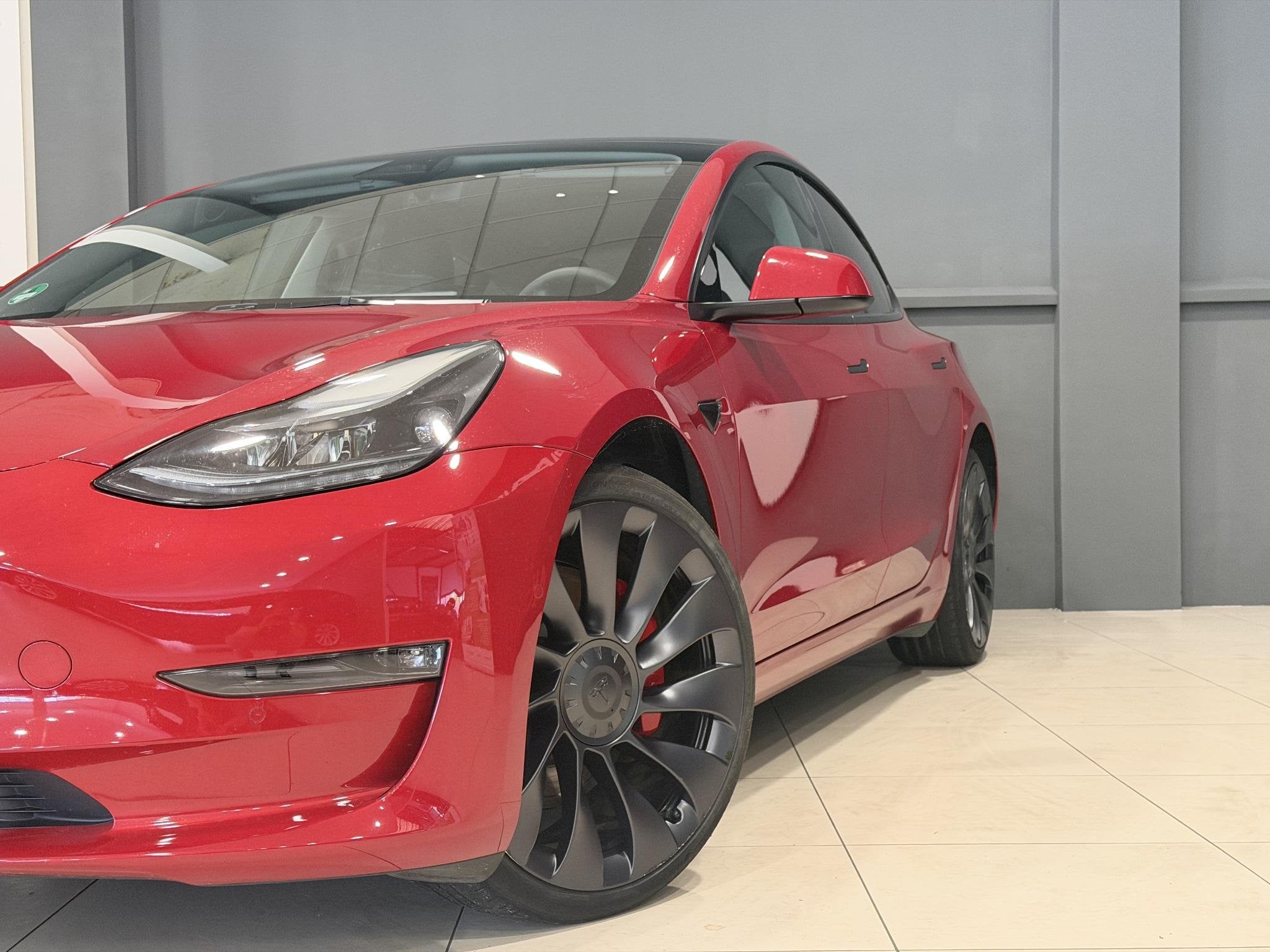 Tesla Model 3 Performance AWD 75 kWh | SOH 93% | Rood metall, Auto's, Tesla, Automaat, Electronic Stability Program (ESP), Stof
