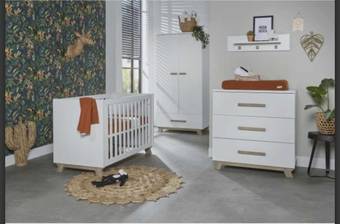 BIEDEN; Baby meegroei ledikant (70x140) + Aerosleep matras, Ophalen, Zo goed als nieuw, Jongetje of Meisje