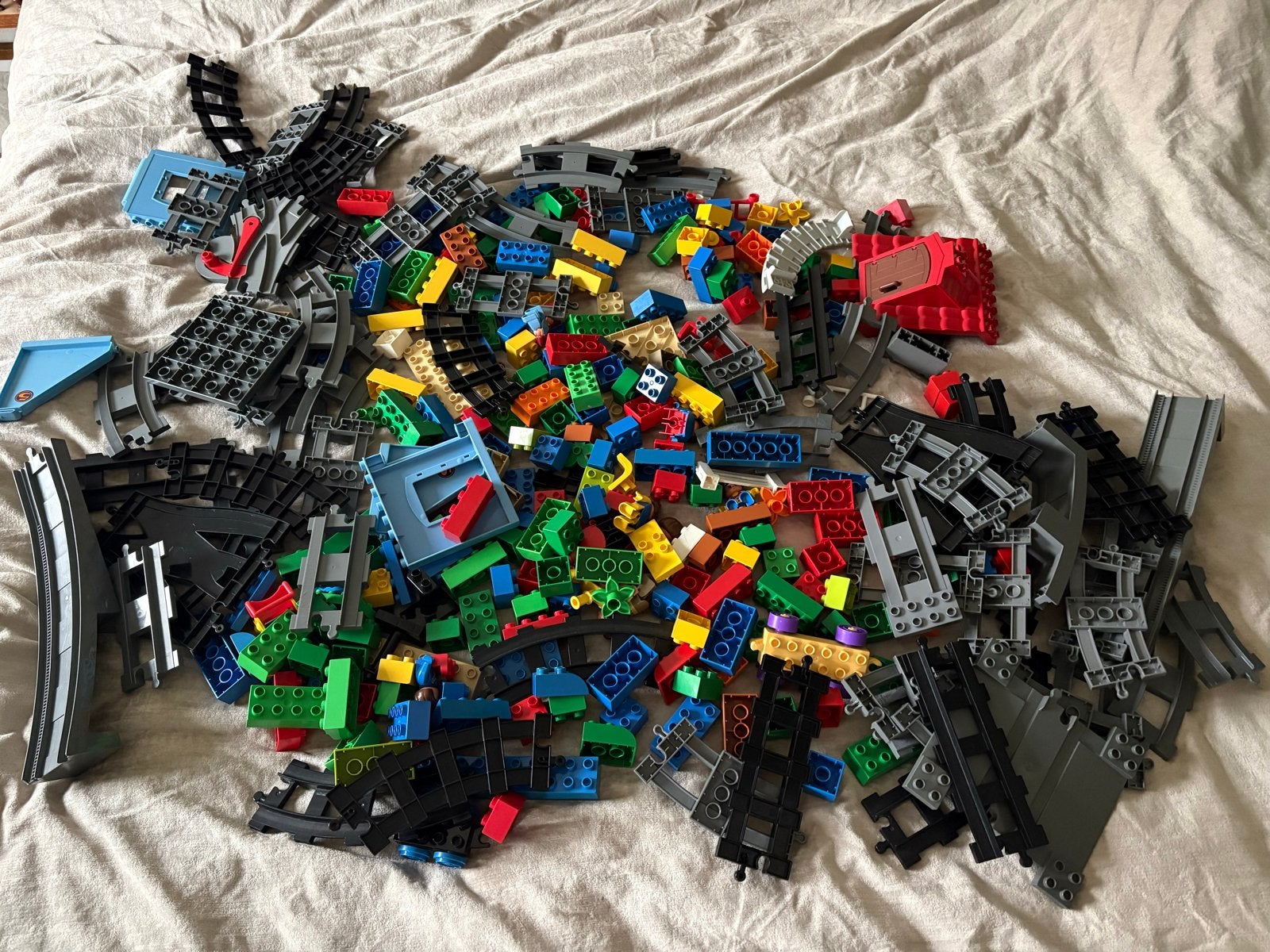 Grote partij Duplo - 5,5 kg losse stenen en rails, Ophalen, Gebruikt, Inclusief extra onderdelen, Duplo