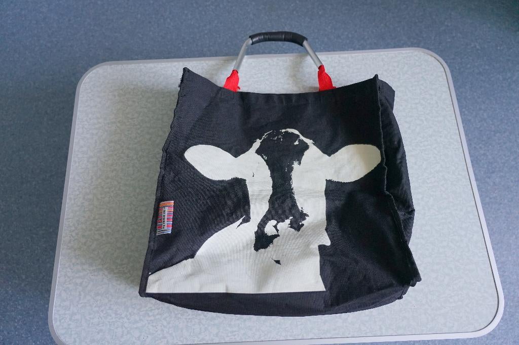 Boodschappentas met koeienafbeelding, Ophalen of Verzenden, Zo goed als nieuw, Zwart, Shopper