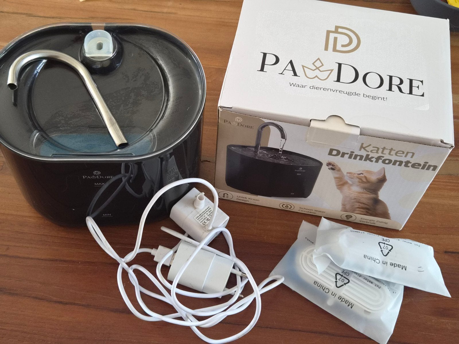 Pawdore Katten Drinkfontein, slechts kort gebruikt, Ophalen of Verzenden, Automatisch, Zo goed als nieuw
