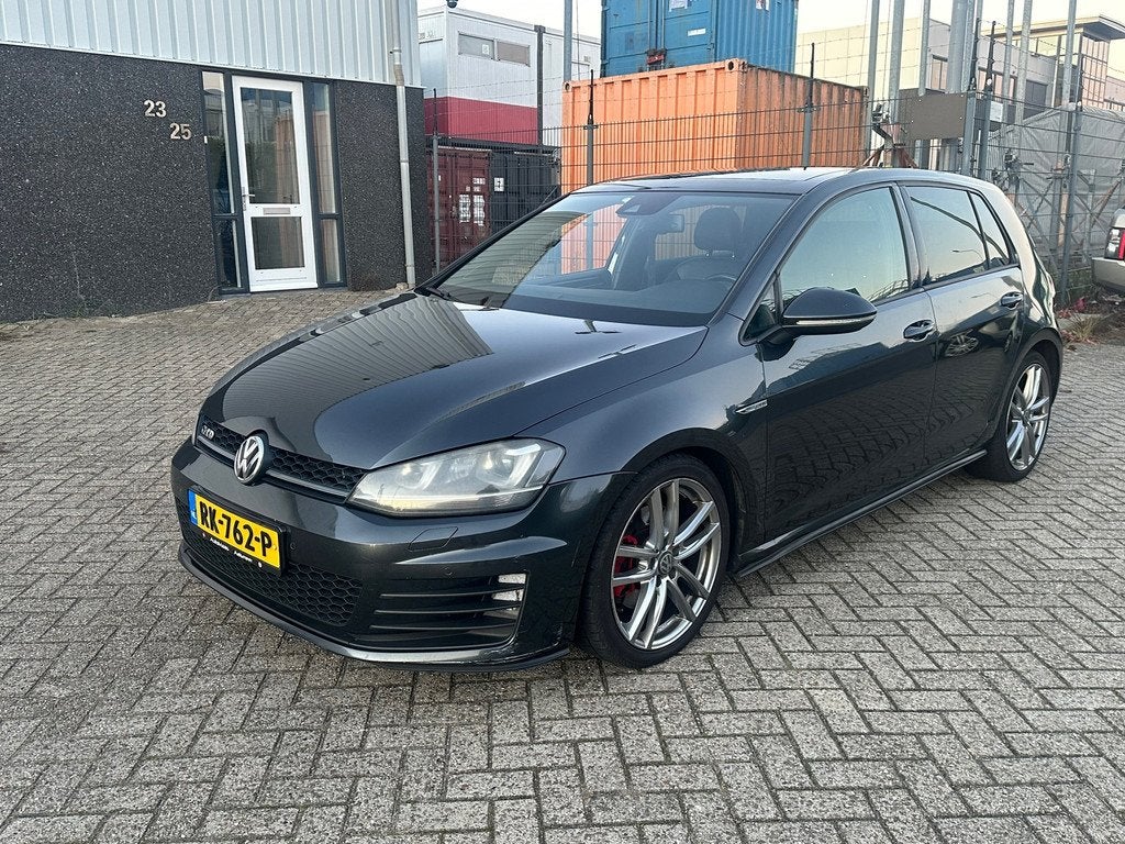 Volkswagen Golf 2.0 TDI GTD 2013 PANO, Auto's, Gebruikt, Euro 6, 4 cilinders, Alcantara