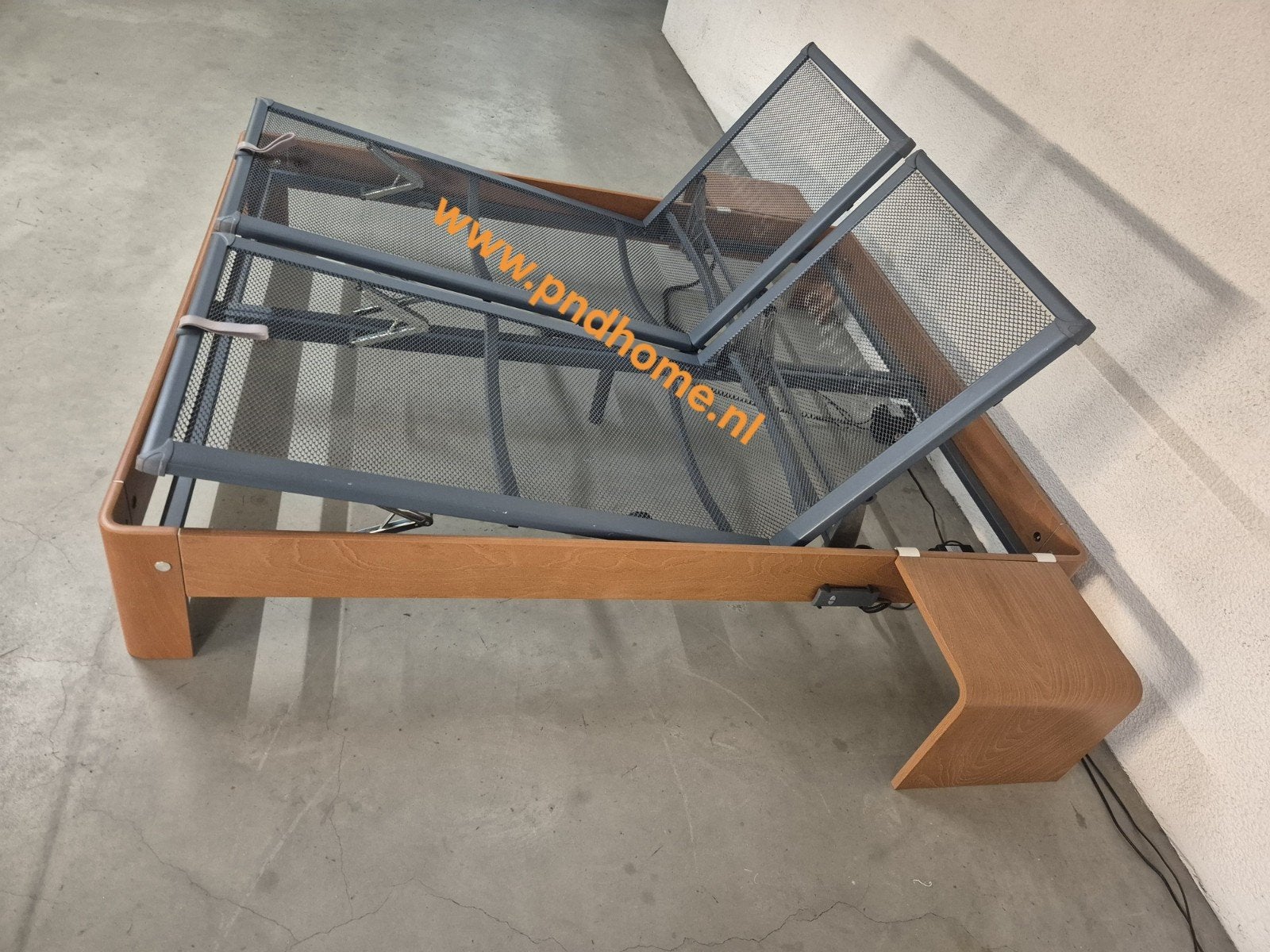 Auping Auronde Bed 160x200 Kersenhout  Elektrische bodems, Verstelbaar, Bruin, Tweepersoons, Ophalen of Verzenden