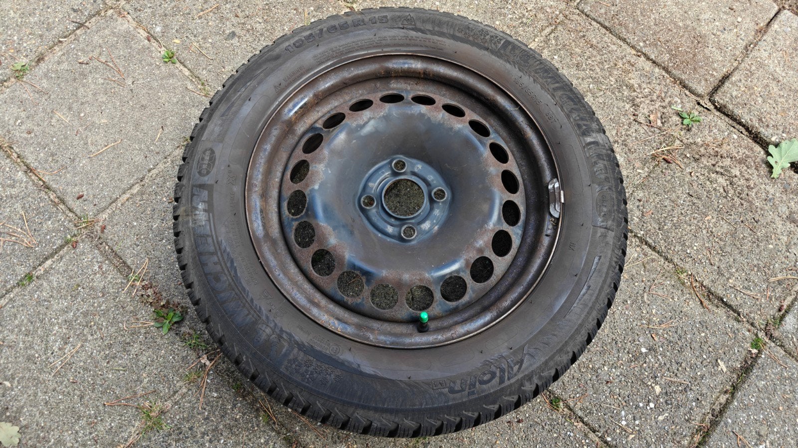 Winterbanden met velgen (185/65 R15), Ophalen, Gebruikt, 15 inch, Banden en Velgen