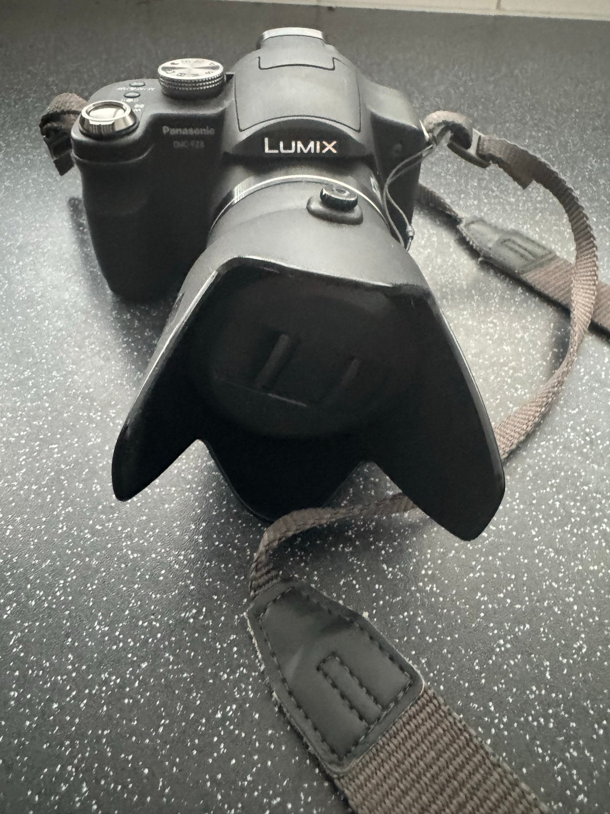 Panasonic Lumix DMC-FZ8 Bridgecamera met 12x optische zoom, Gebruikt, Panasonic, Beeldstabilisatie, Ophalen of Verzenden