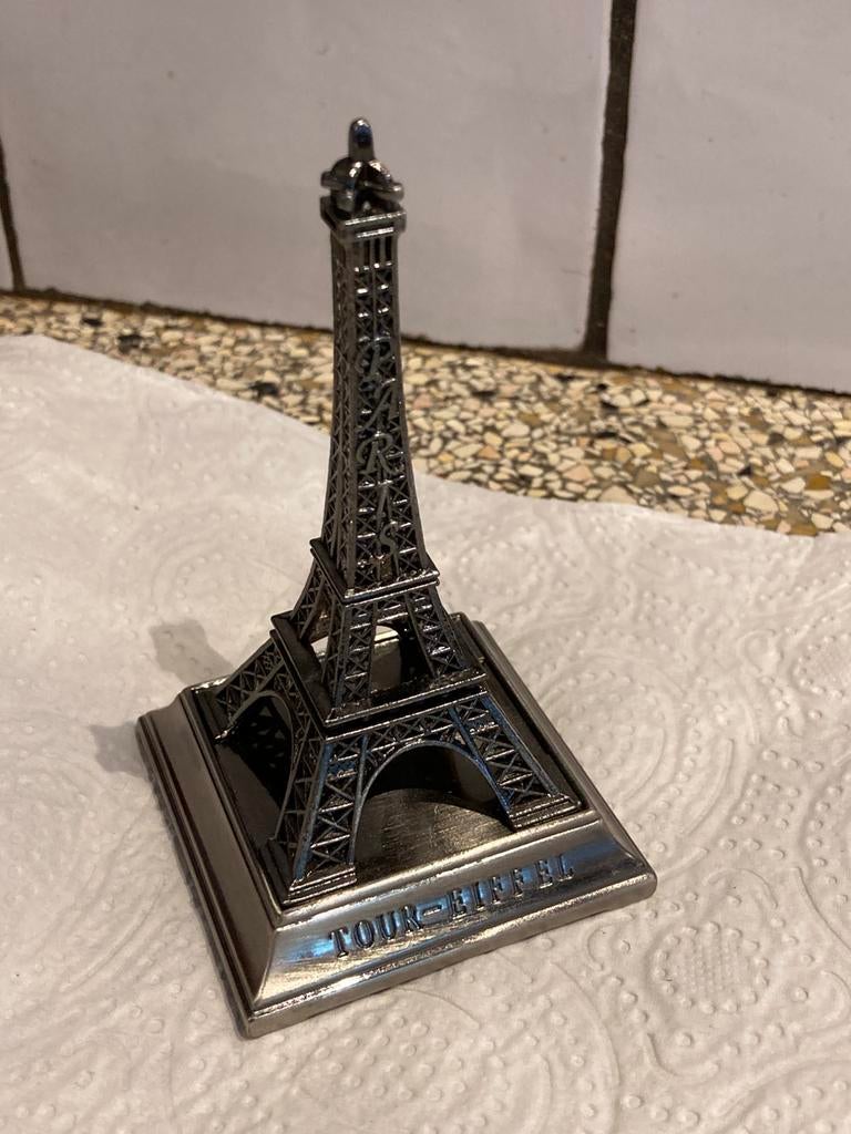 Beeldje Eiffeltoren, Ophalen of Verzenden, Zo goed als nieuw