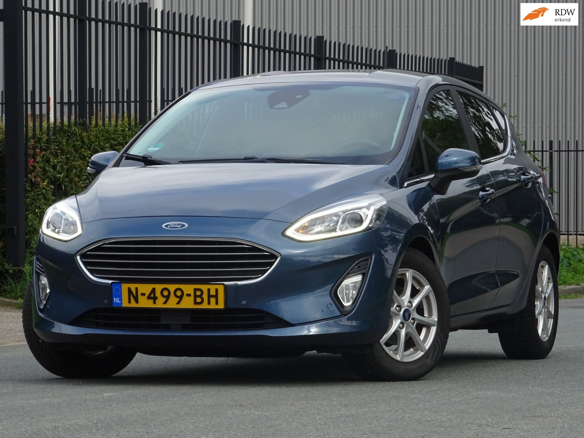 Ford Fiesta 1.0 EcoBoost Hybrid Titanium X NAVI/CAMERA/LED, Auto's, Voorwielaandrijving, Dealer onderhouden, Gebruikt, Euro 6