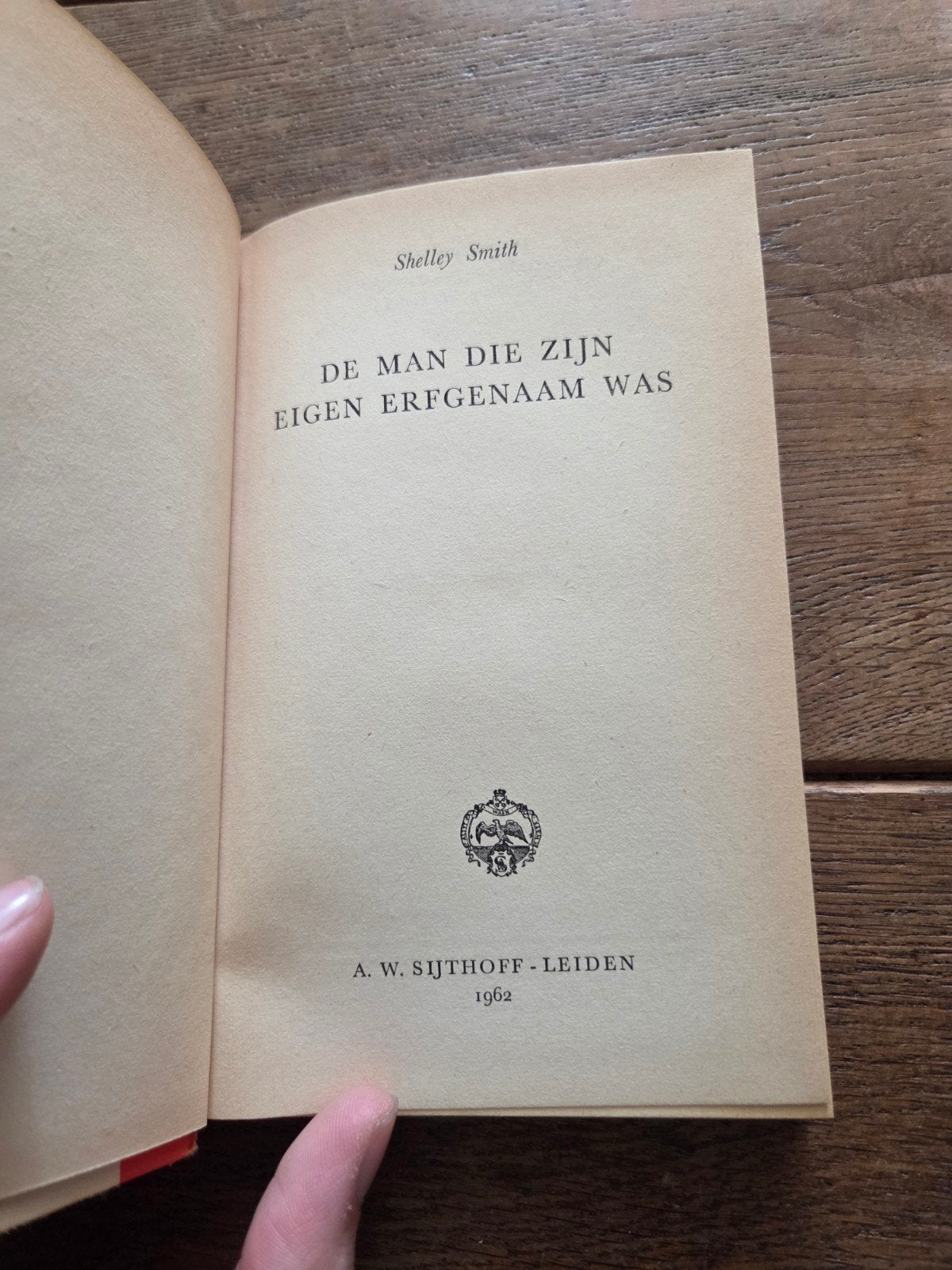 Shelley Smith - De man die zijn eigen erfgenaam was, Ophalen of Verzenden, Gelezen, Shelley Smith