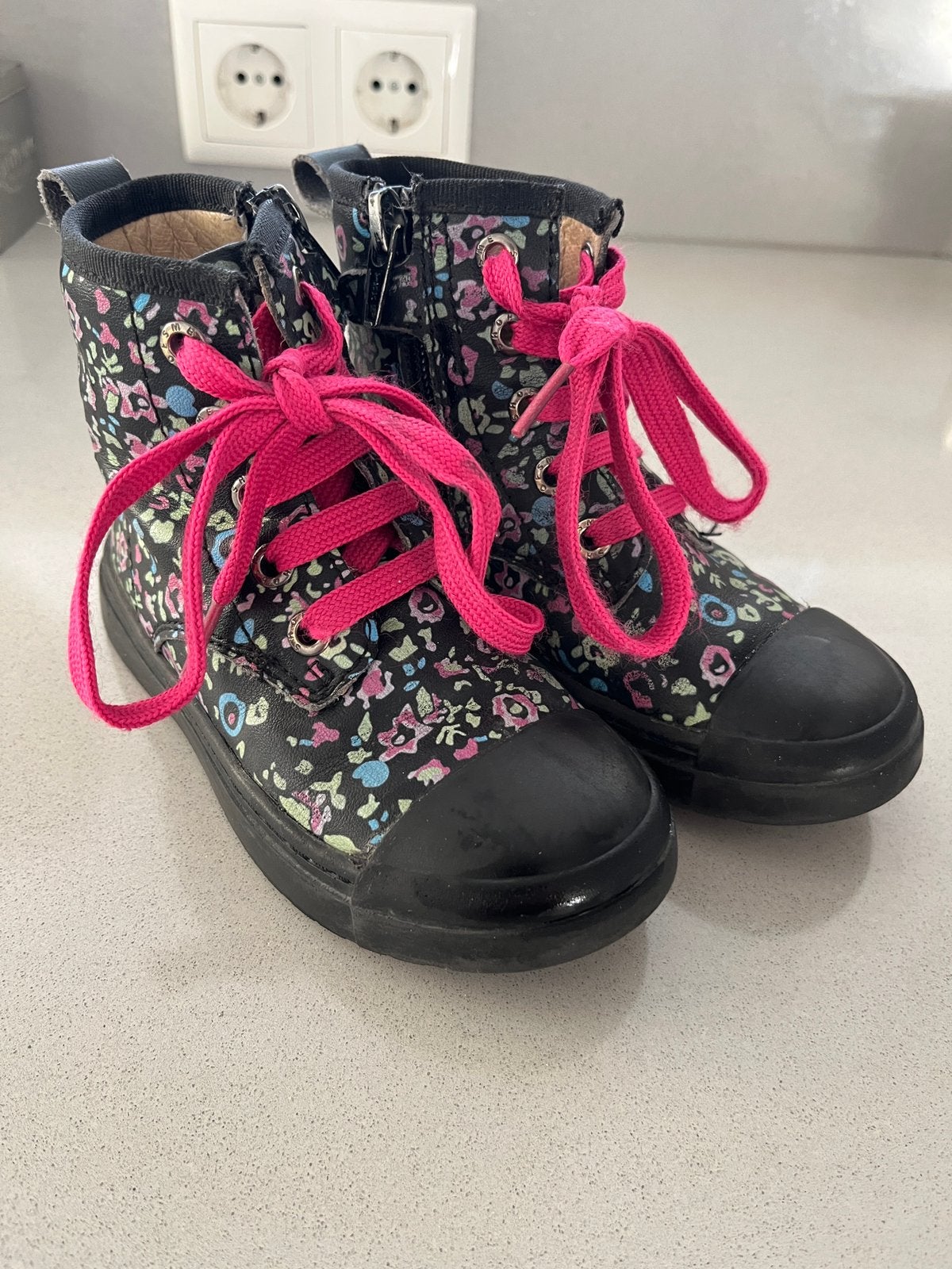 Shoesme mt 24 veterboots zwart, roze, Kinderen en Baby's, Kinderkleding | Schoenen en Sokken, Meisje, Schoenen, Ophalen of Verzenden