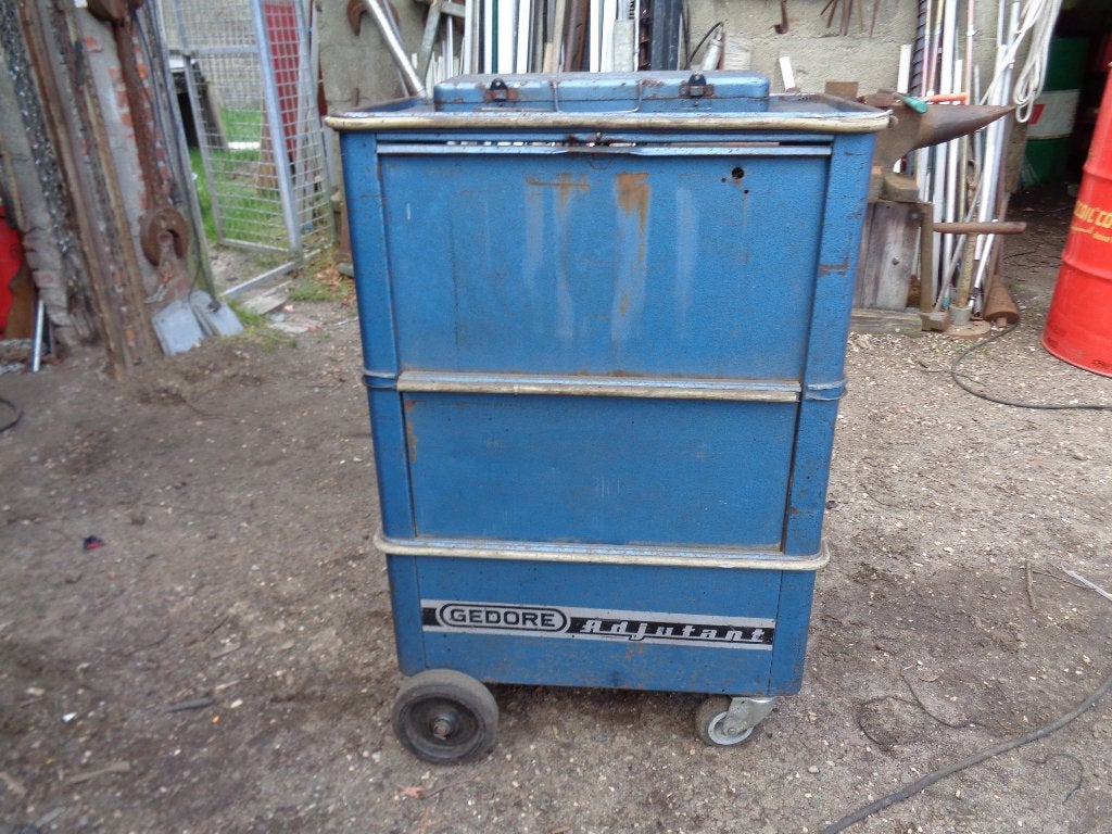 Retro Gedore adjudant gereedschap wagen uit de jaren '70, Ophalen