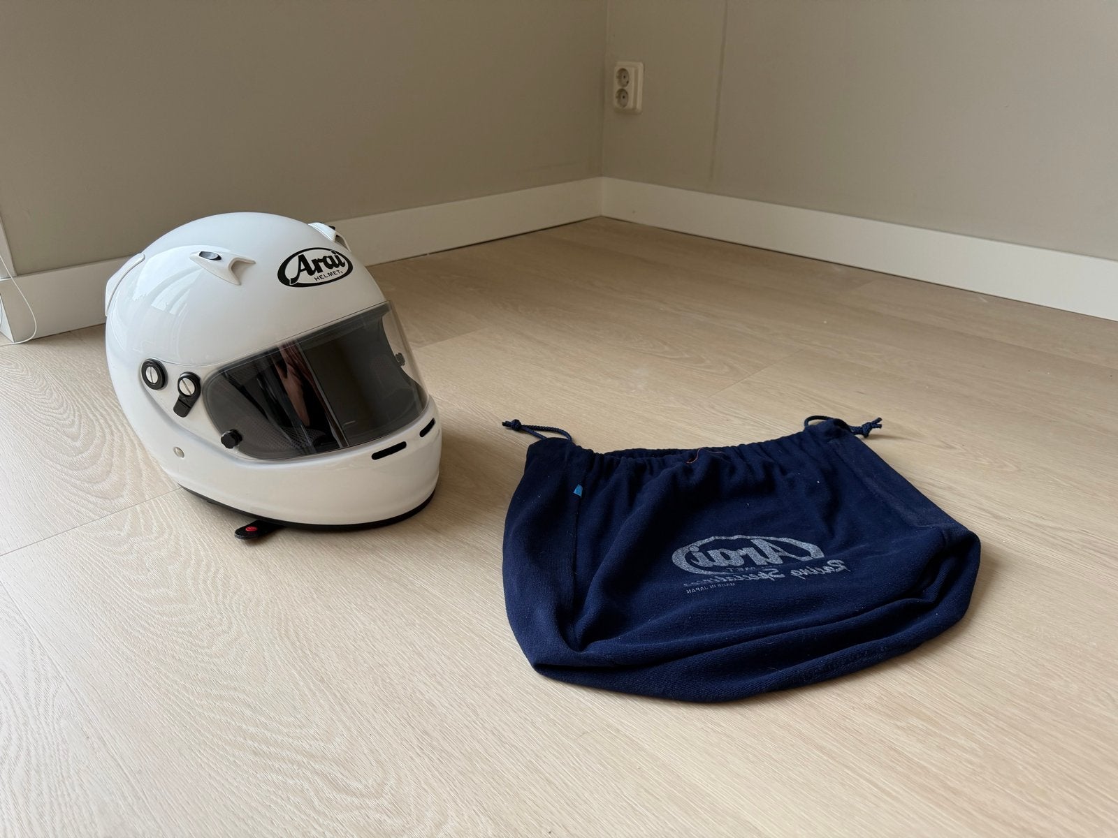 Arai CK-6 helm - Keurige staat, maat 51cm, Motoren, Arai@arai.com, Arai, XXS, Kinderen
