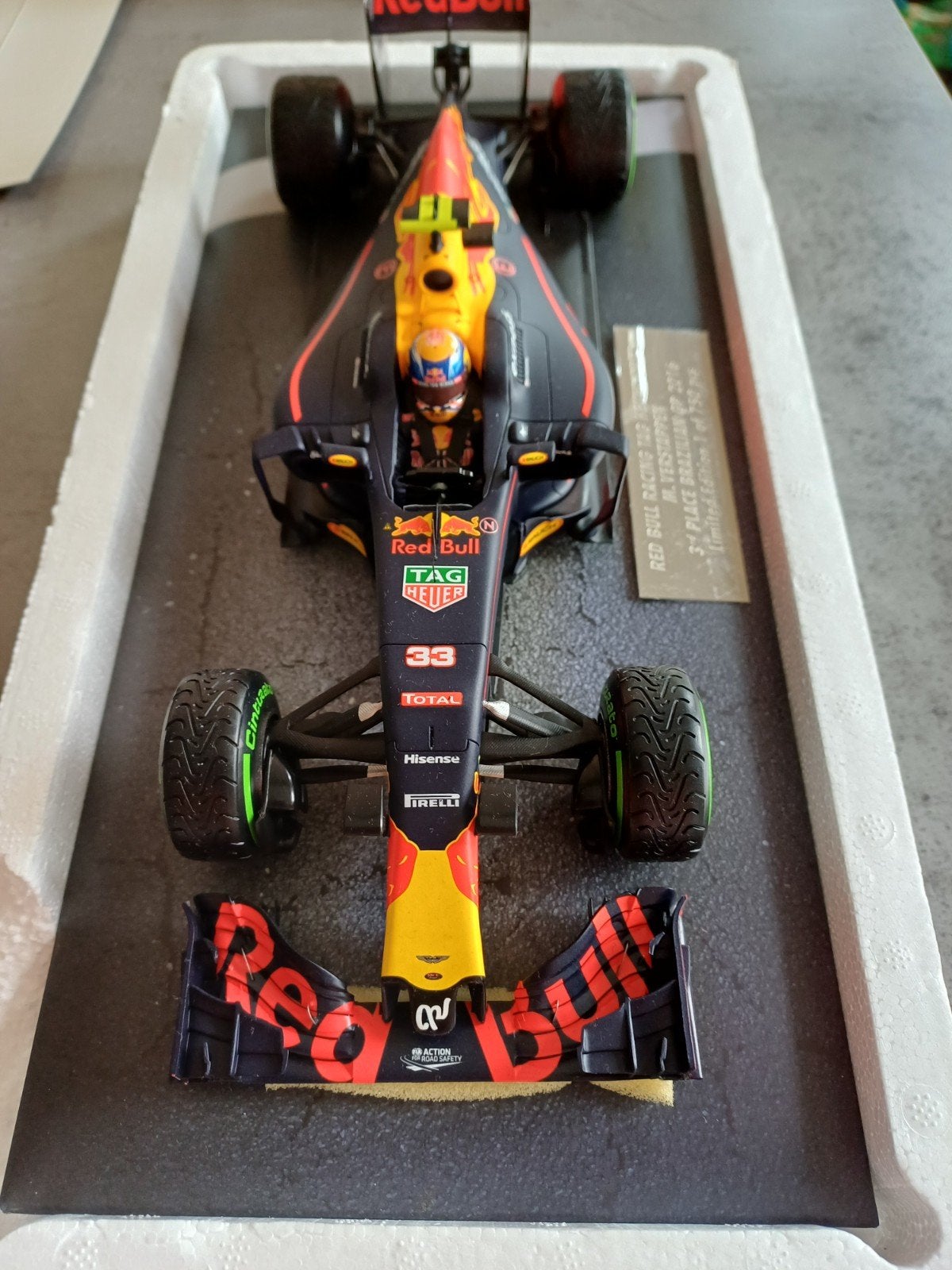 Minichamps Max Verstappen Brazilië GP 2016 1/750, Hobby en Vrije tijd, Modelauto's | 1:18, Ophalen of Verzenden, Zo goed als nieuw