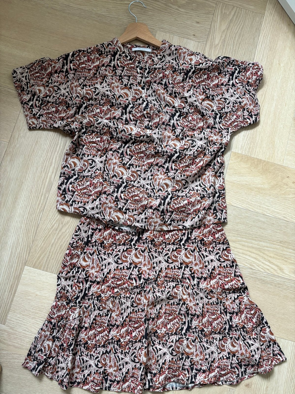 By-bar rok en blouse set, lijkt op jurk, maat M/S, Maat 38/40 (M), Meerkleurig, Ophalen of Verzenden, Zo goed als nieuw