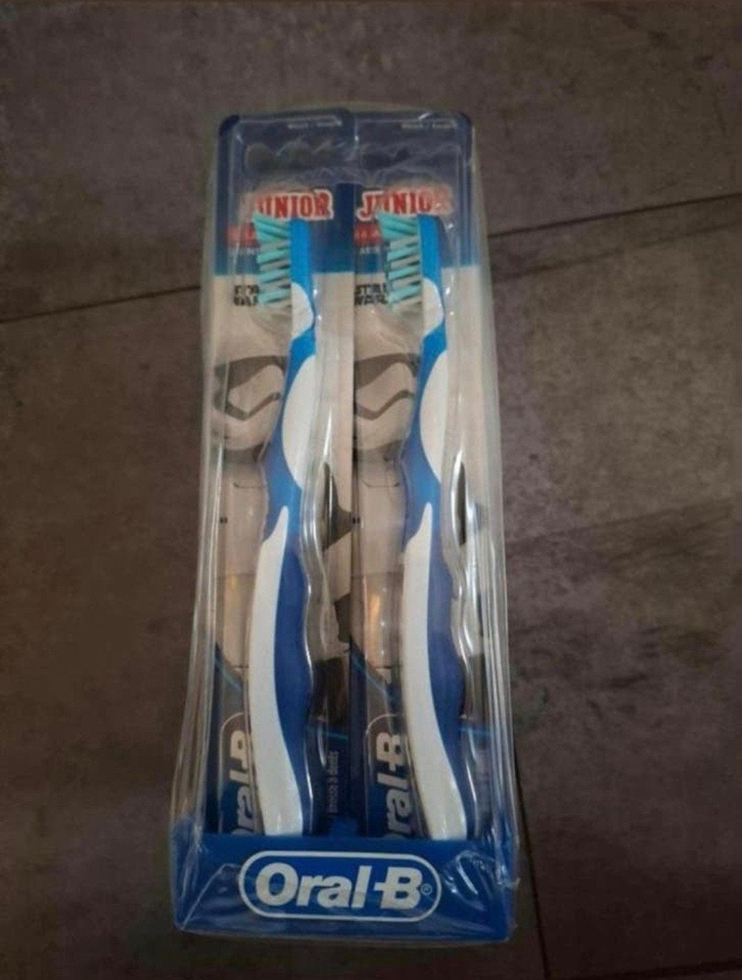12 Oral-B Junior Star Wars Tandenborstels Nieuw (advr 36), Ophalen of Verzenden, Nieuw, Tandenborstel
