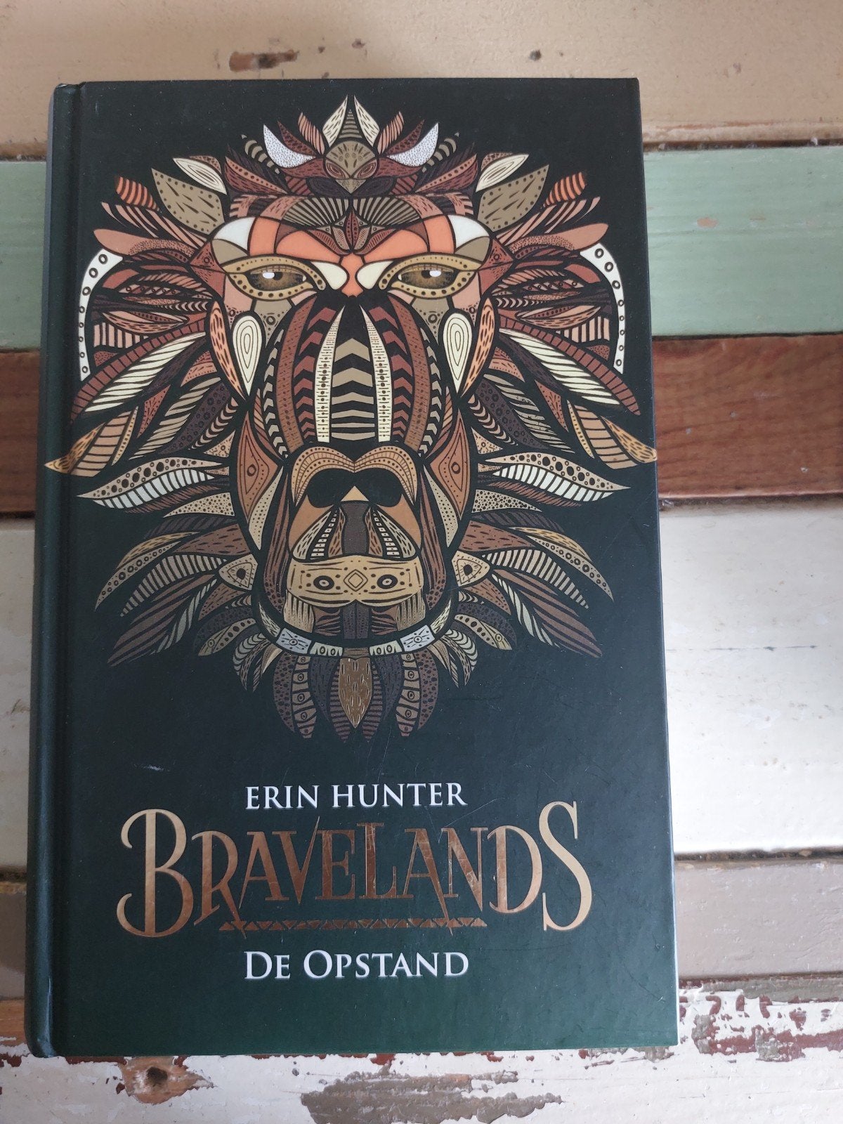 Erin Hunter - Bravelands 3 - De opstand, Ophalen of Verzenden, Zo goed als nieuw, Erin Hunter