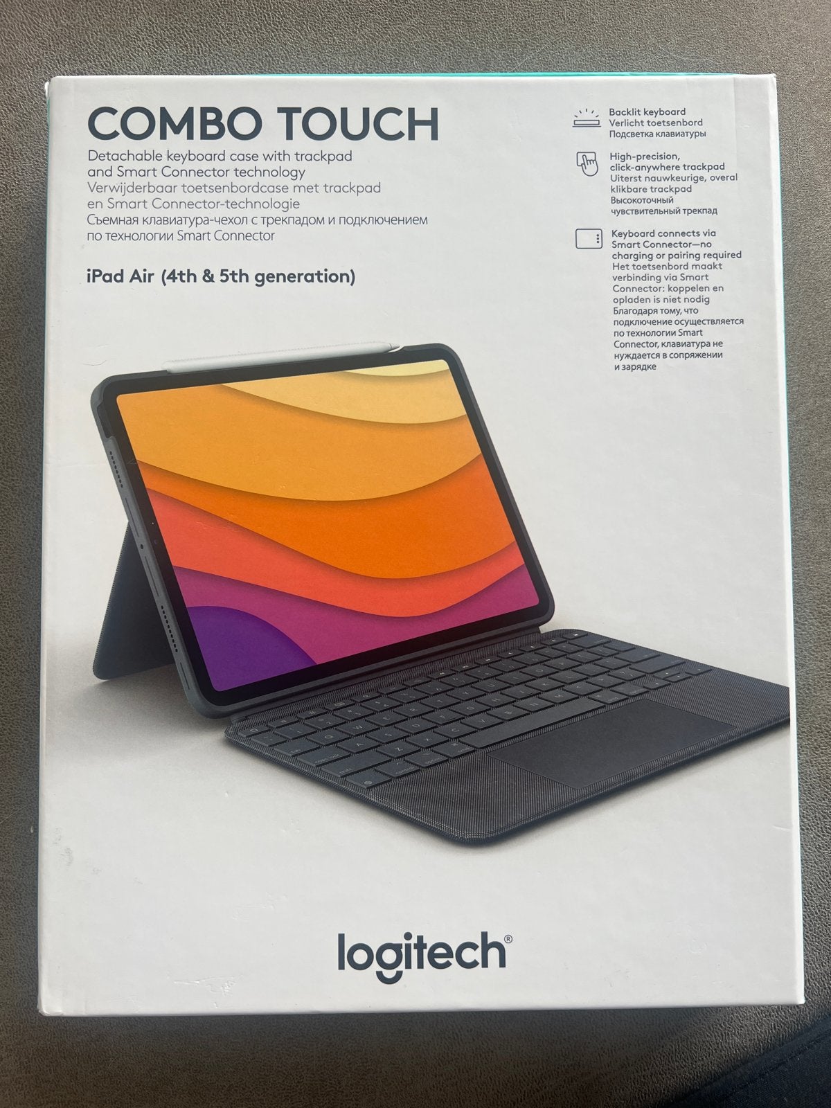 2x Logitech Combo Touch iPad hoes met toetsenbord, Computers en Software, 10 inch, Logitech, IPad Air (4th & 5th generation), Nieuw