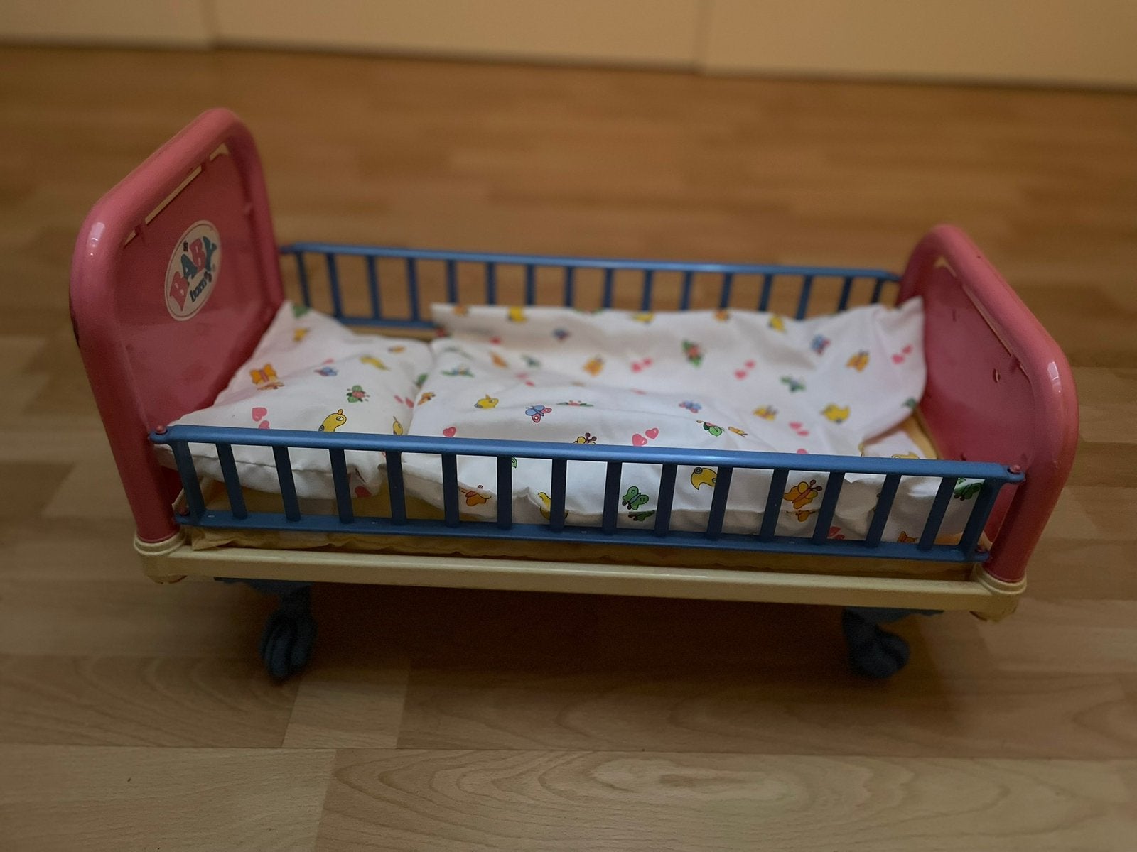 Baby Born verrijdbaar ziekenhuisbed met accessoires, Ophalen of Verzenden, Babypop