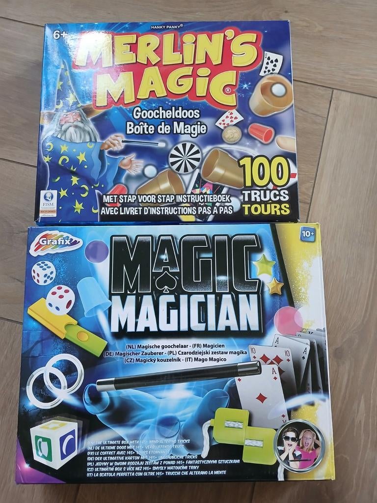 Twee Goocheldozen: Merlin's Magic & Magic Magician, Kinderen en Baby's, Speelgoed | Educatief en Creatief, Ophalen of Verzenden