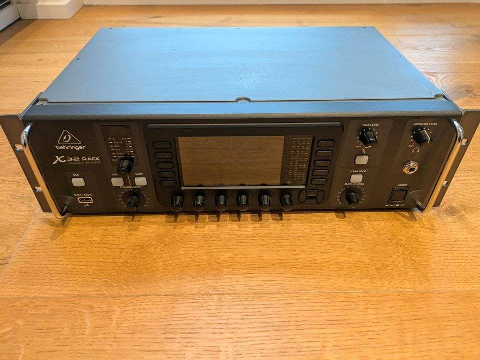 Behringer X32 Rack met Dante kaart, Ophalen of Verzenden, Zo goed als nieuw, 20 kanalen of meer