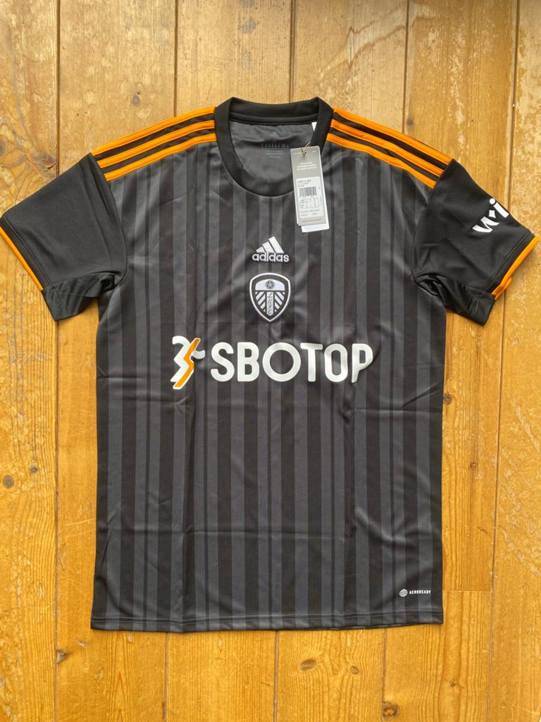 Leeds United Derde Shirt - Nieuw met kaartjes, Maat 48/50 (M), Zwart, Nieuw, Ophalen of Verzenden