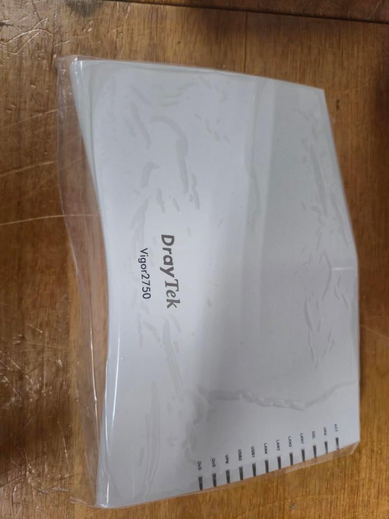 DrayTek Vigor2750 VDSL modem/router te koop., Ophalen of Verzenden, Zo goed als nieuw, Router met modem, DrayTek Vigor