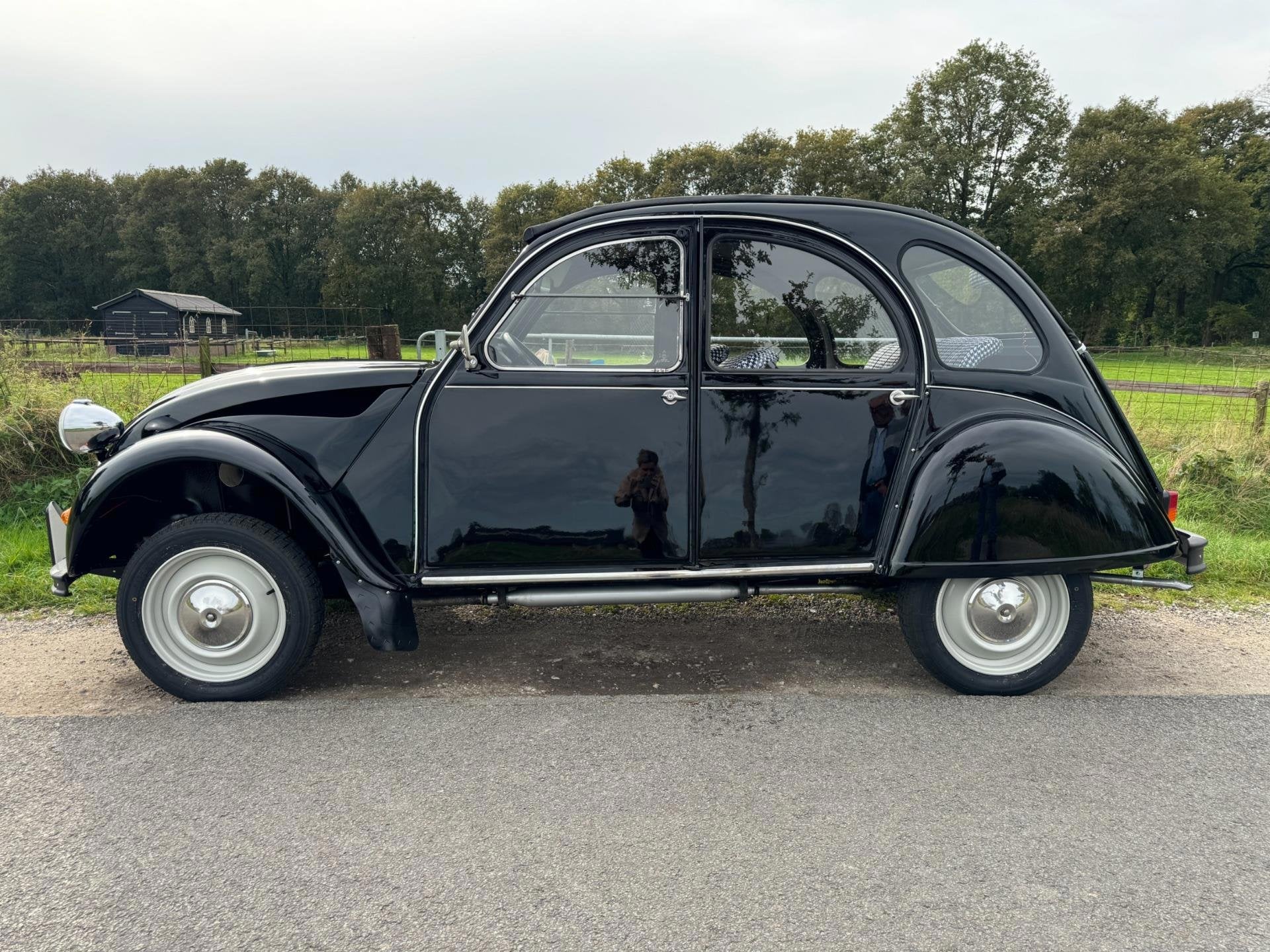 Citroen 2 CV 2CV6 Club compleet gerestaureerd, Voorwielaandrijving, 2CV, 4 stoelen, Zwart